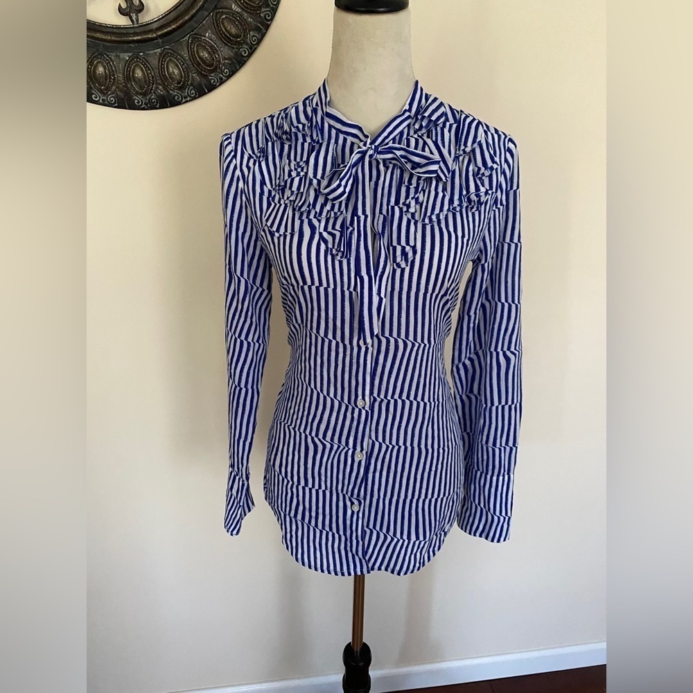 NWOT Banana Republic Women’s Tie Front Ruffled Button Up Dress Blouse - Picture 3 of 6